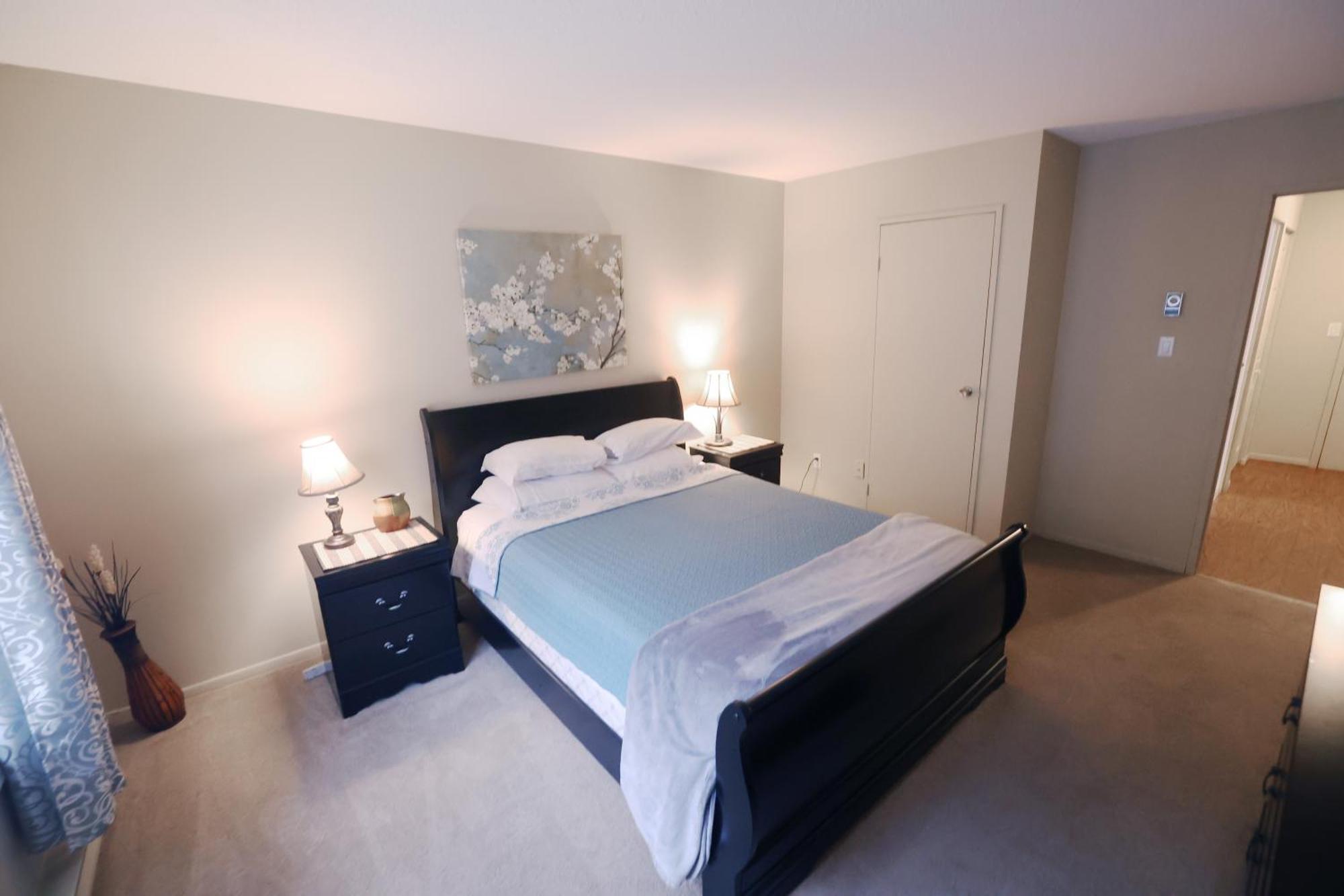 Paris Plaza Διαμέρισμα Elliot Lake Εξωτερικό φωτογραφία
